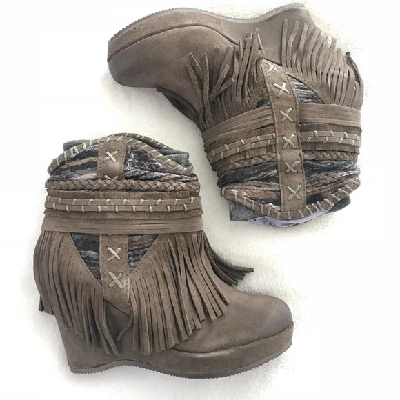 Naughty Monkey Boho Ankle Bootie Taupe - Picture 3 of 5